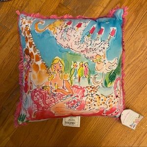 NWT Lilly Pulitzer Throw Pillow. Indoor/outdoor